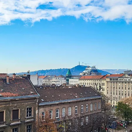 Very - Sunny - Comfy Budapest